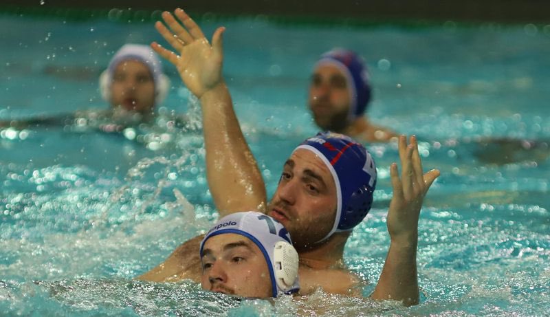 Ja coneixem els nostres rivals a la fase prèvia de la 🤽🏽‍♂️Champions League

El club ha quedat enquadrat en el grup A amb

Montpellier 🇫🇷
Primorac Kotor 🇲🇪
Waterpolo Varsòvia 🇵🇱
Vitoria Guimaraes 🇵🇹
Rari Nantes Savona 🇮🇹

📆 22 al 26 de setembre
📍 Italia 🇮🇹

bit.ly/2Ww0NQ1