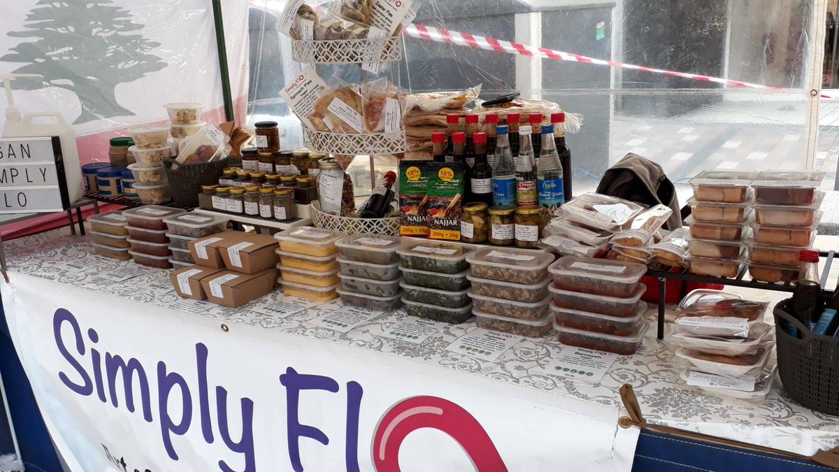 Simplyflogebara's tweet photo. Beautiful roasting 😍 sunny day and #stirlingfarmersmarket is on today 10-4pm. Introducing a new #vegan mouthwatering scrumptious dessert (qatayef bil jooz).  #lebanesefood #healthyeating #locallymade #scotlandnow🏴󠁧󠁢󠁳󠁣󠁴󠁿 #vegetarian
Click to visit our website https://t.co/U0hdGDKNO5 https://t.co/trhrPkcX1b
