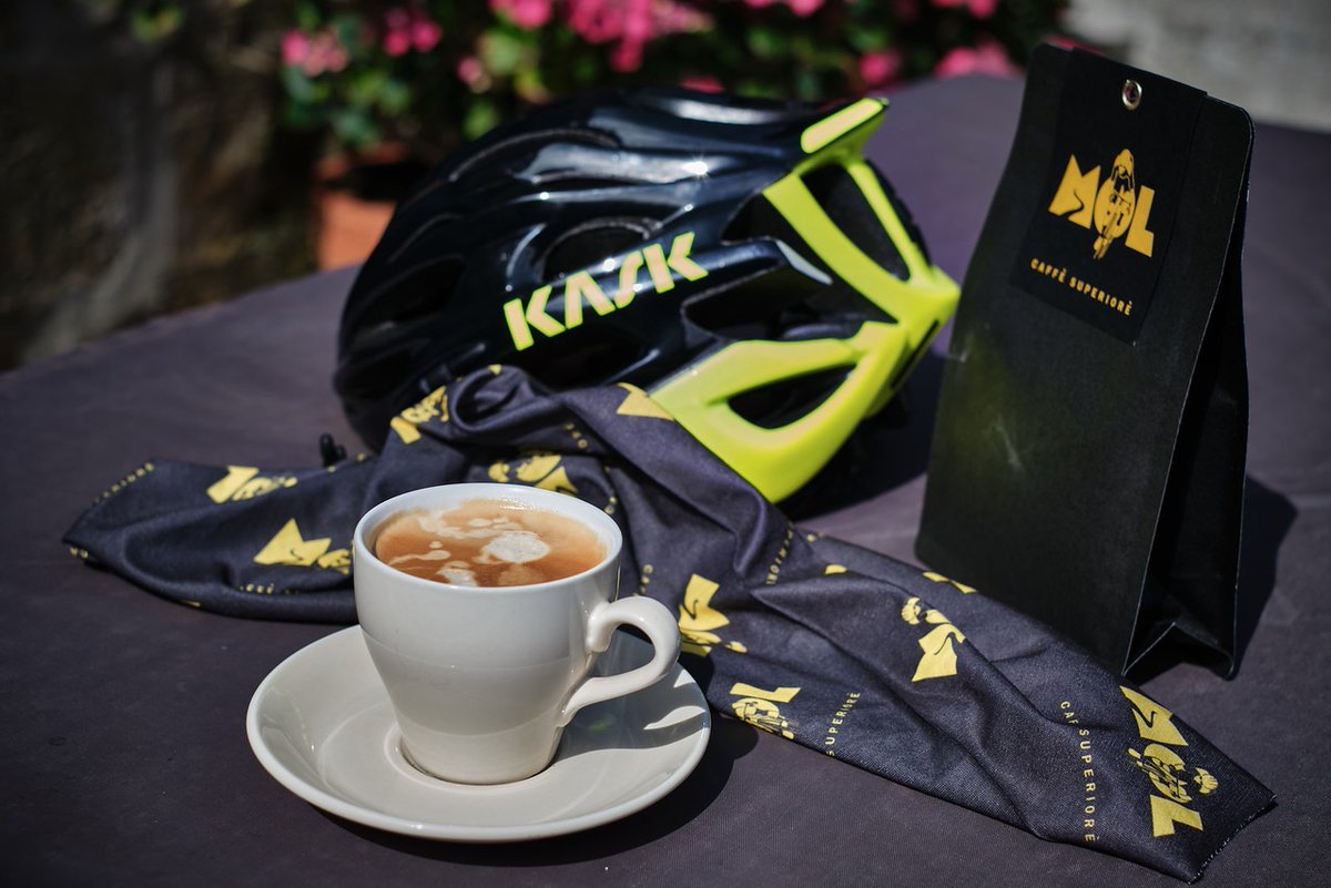 Molcaffe's tweet image. Bank Holiday weekend off to an awesome start with preride coffee on a #SaturdayMorning😋
#BankHolidayWeekend #cyclingandcoffeeworks