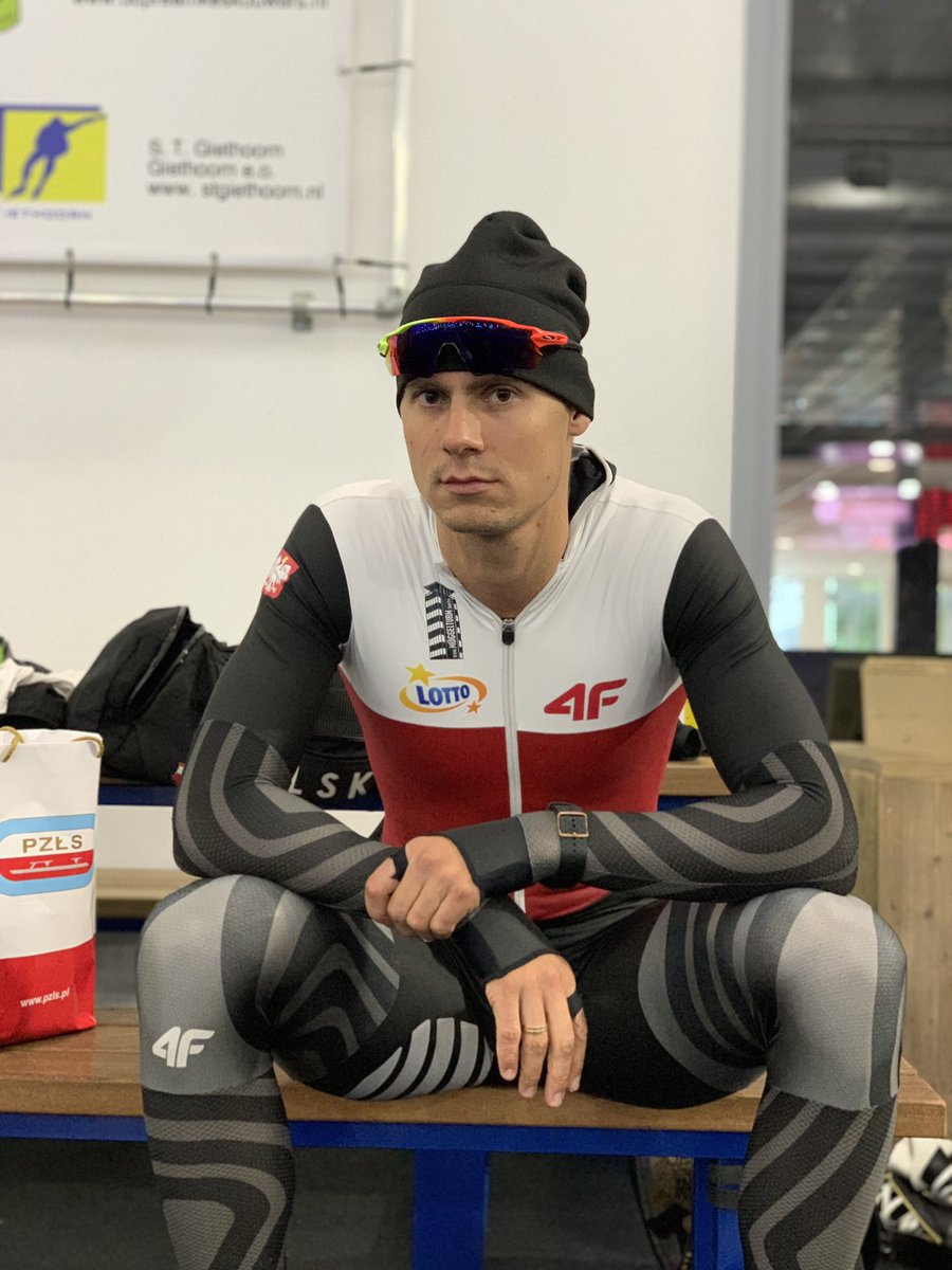 SebaKlosinski's tweet photo. Tak wygląda zmęczony Sebastian🤷‍♂️
Nie mam zamiaru zwalniać, bo i na to przyjdzie czas 🙌
#pracujemy 
#speedskater
#tired
#buthappy 
@totalizator_sp 
@4F_official 
@SPORT_GOV_PL 
@pzls_pl https://t.co/aKKWui0A7l