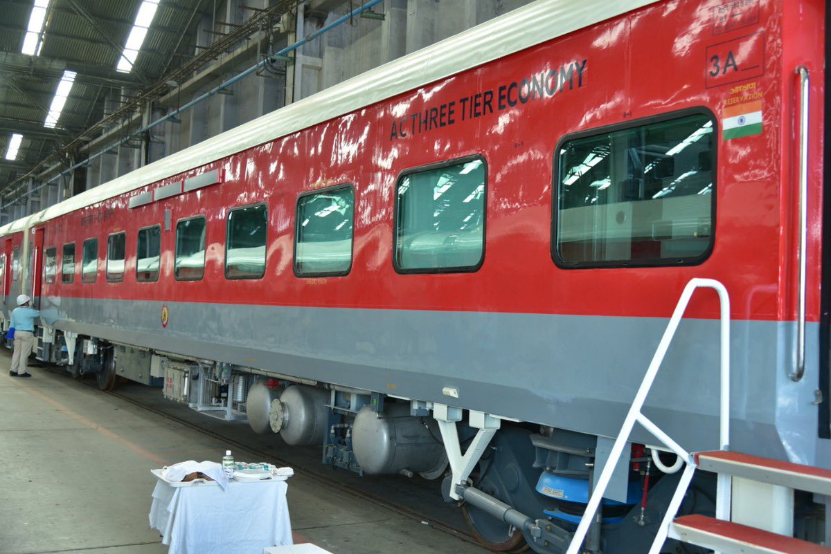 Ministry of Railways tweet media