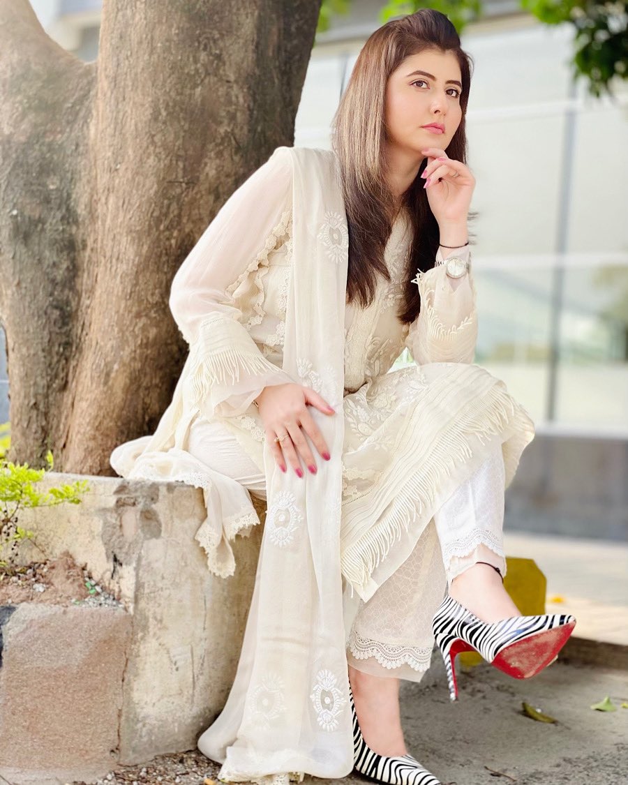 Maturity is when you realize your goals are more important than love😜
#buddieswithnajiba #pakhairpakhtunkhwa #theshowmustgoon💔😭🥳#lifeisabitch #beyourselfbeunique🧿