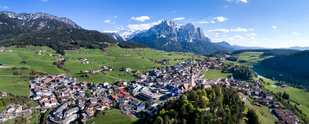 altoadige_info's tweet photo. Piccoli gioielli con un grande patrimonio di arte, storia e cultura.
Nei @BorghiPiuBelli d'Italia dell' #AltoAdige si passeggia fra antiche mura, portici e torri merlate. Scopriteli tutti e 5 👉 https://t.co/j2GzKT6UZM
#treasureitaly #italianvillages #borghi https://t.co/5P2wdWHSrq