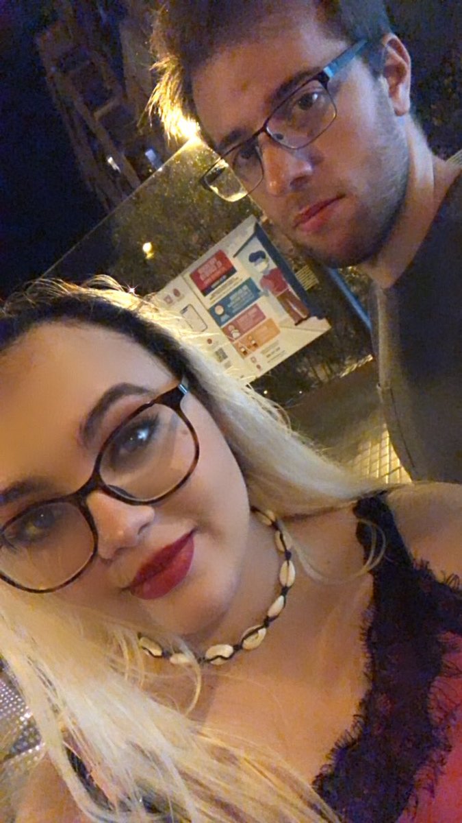 Una noche cualquiera con mi persona favorita <a href="/MoryoLoL/">Moryo</a> ❤️