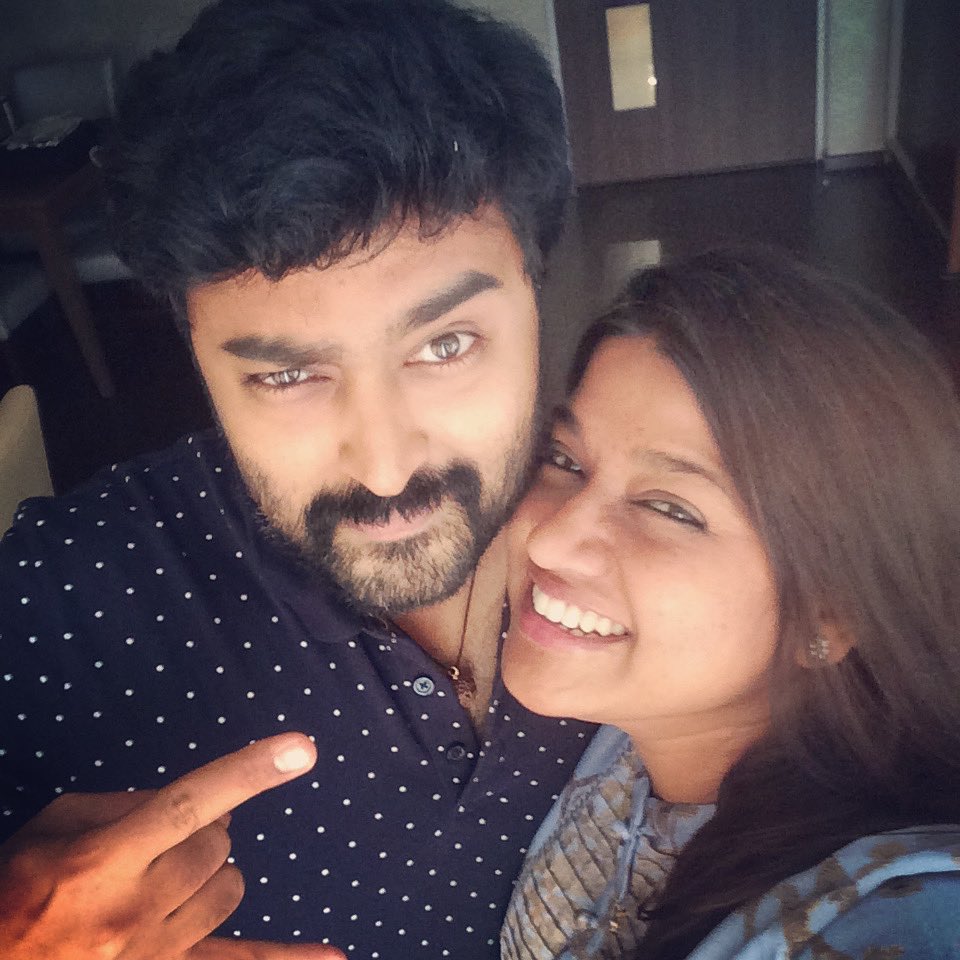 ShakthiGalatta's tweet photo. Big birthday hugs to you, my friend.
(And some quick tight squishies to the fam!)
#misterniceguy #superbactor @Prasanna_actor https://t.co/IfnSLl5Zqr