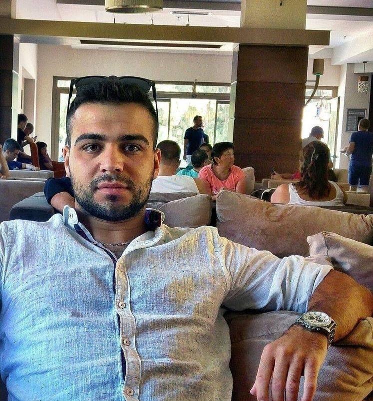 İskenderun'lu Uzman Çavus Ali Can Yardımcı, görev yeri Trabzon'dan Diyarbakır'a atandığı için İskenderun Bekbele Mahallesi'ndeki ailesinin yanında tatil yapıyordu.
İddiaya göre; Uzman Çavus Ali Can Yardımcı, beylik silahı ile bekbele yaylasında intihar etti. 
#iskenderun #Hatay