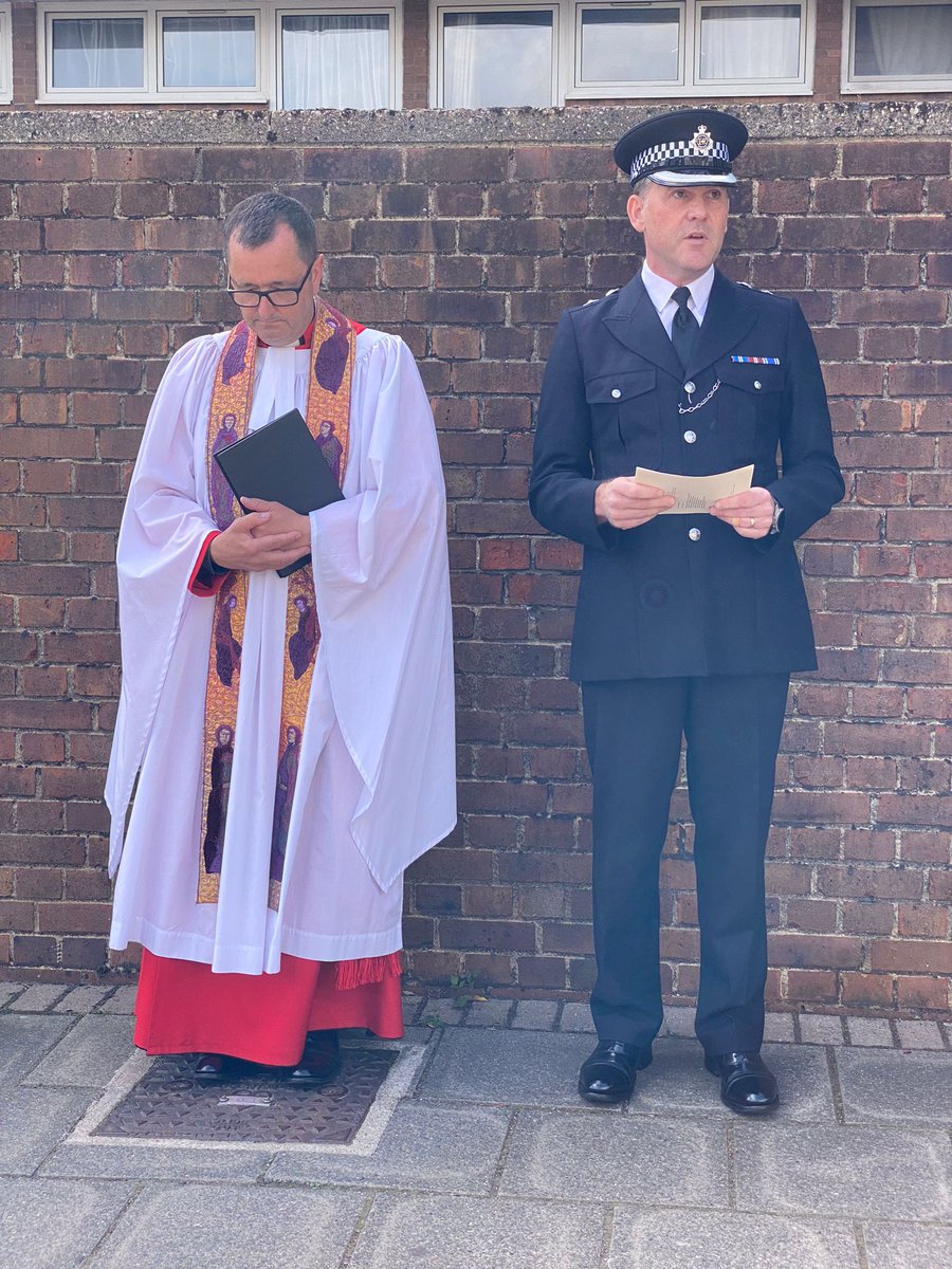 Today 31 yrs on - we gather to remember PC Larry Brown, who was murdered on duty - serving & protecting the London he loved. Policing is a job performed by incredible, selfless & brave people. Larry you are forever in our thoughts. BCU Cmdr Marcus Barnett. @metpoliceuk