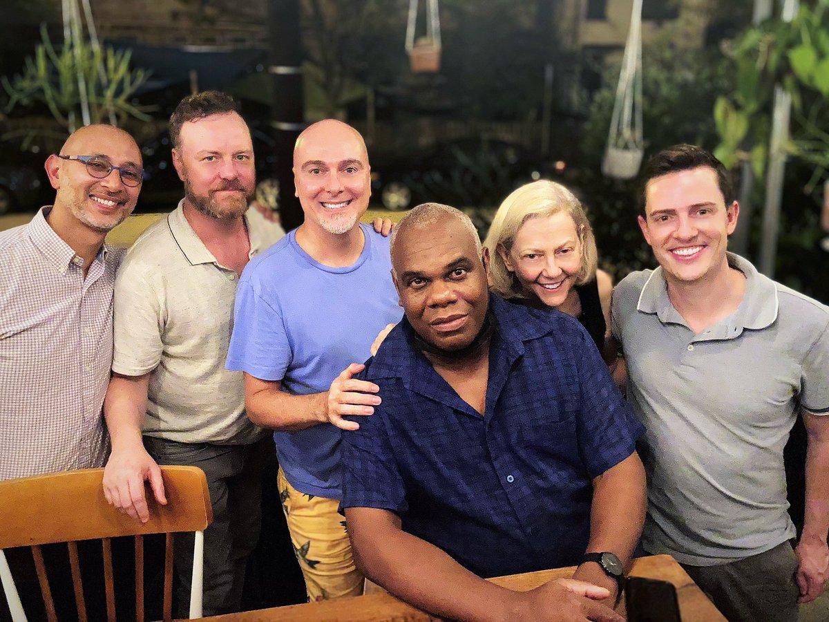 RickHammerly's tweet photo. “Good friends are like stars. You don't always see them, but you know they're always there.”
And last night, after an 8-month hiatus, those stars were brightly aligned at Primrose!
#neighborsandfriends ❤️ #fridaynightvibes #brooklandlife https://t.co/mnMVTVn6Z3
