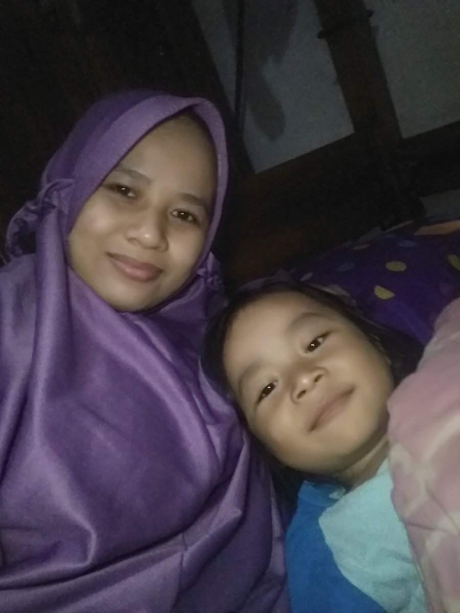 JiwaRuBeb's tweet photo. Terima kasih banyak kk @giraffebiii atas bincang2 #Fwebinar malam ini...sangat menyenangkan dan membahagiakan.. terimakasih jg sdh memahami keluh kesah saya...hahaha luv Neng ,sehat2 terus,dan siap2 buat terus jaga kondisi tubuh ya,krn saya denger2 bulan depan bakal sibuk bgt nih https://t.co/wTrJlU4sCg