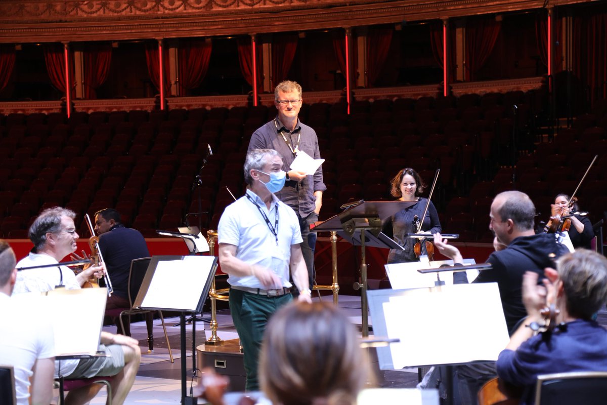 BBCSSO's tweet photo. 🎉📻🎙️ A few months ago, we celebrated our Programme Manager Graeme Taylor's 40th year working at the #BBC. Tonight at @bbcproms he's behind the mixing desk one last time before his retirement, responsible for getting our performance onto @BBCRadio3. Thank you, Graeme! https://t.co/PqyBgaLI5C