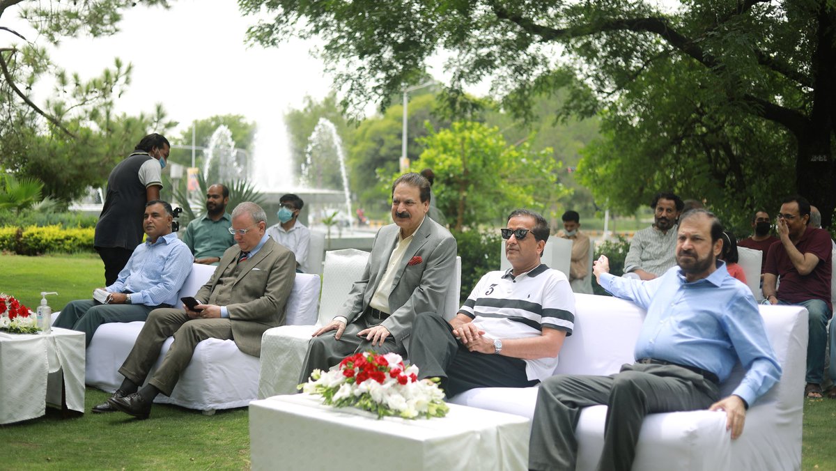 Malik Amin Aslam Addresses a tree plantation event at the Pak Farid Park in Islamabad on August 28, 2021.

@aminattock @IshtiaqUrmarPTI
@ZaibIslam
#CleanGreenPakistan