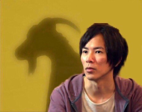 Happy birthday Hajime Isayama
Panjang umur sehat selalu  
