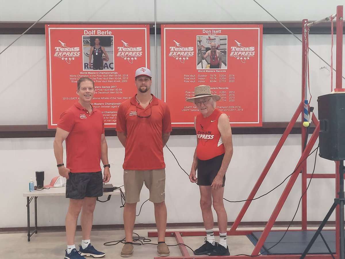 Dolf Berle, Chad Andrews and Don Isett at the Grand Opening of the Texas Express Pole Vault facility in Princeton. <a href="/VaultCats/">Vault Cats PV Club</a> <a href="/MacVault/">MAC Vault Academy</a> <a href="/polevaultpower/">Pole Vault Power</a> <a href="/DallasVault/">TEXASEXPRESSPV</a> <a href="/TXMileSplit/">Texas MileSplit</a> <a href="/teamessx/">TeamESSX</a> pic.x.com/LsR1bZqgqa