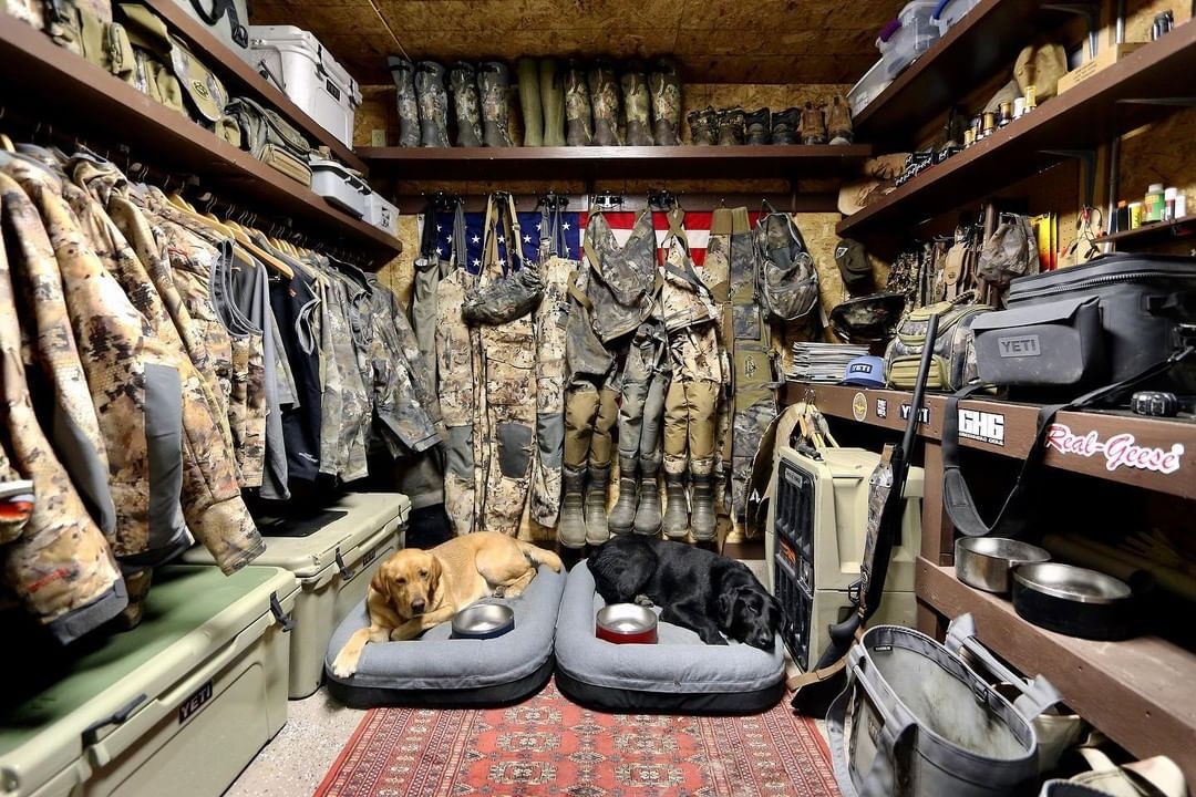 Gunner_Kennels's tweet photo. Everyone has a happy place — this one is theirs. | https://t.co/Mp13j3ELdt
Photo: Spencer Holzfaster
#GunnerDogs | #MadeintheUSA https://t.co/jKAAzzitem