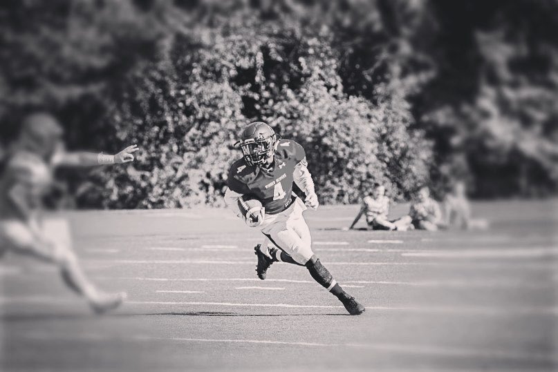 AOF_Football's tweet photo. 4️⃣ days out! #wingedbeavers #strikethedrumhead #aoffootball #brotherhoodovereverything #bestschoolforboys #ForKD https://t.co/HUTlgDRWQt
