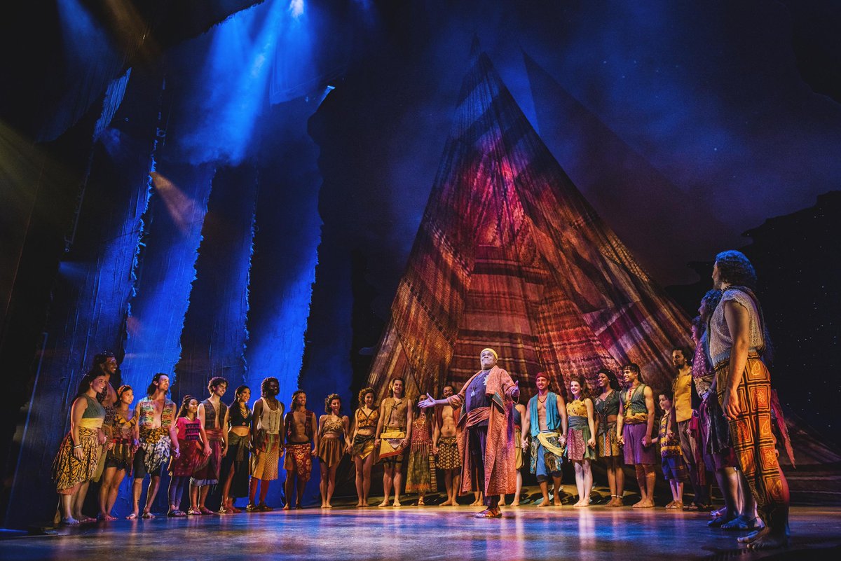 ScalaRadio's tweet photo. π Inside @PrinceOfEgyptUK and @WickedUK -@jrapepper is joined by theatre producer #MichaelMcCabe from 7pm π
Plus - find out what 400 metres of Lycra has to do with Jackβs week this week. Weβre saying nothing...
#CultureBunker 6-8pm https://t.co/TJ5XGyS1p7