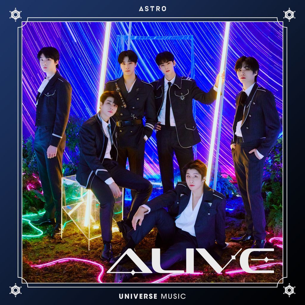 EUNWOOCHAE's tweet photo. I believe it was enough of hushful days since After Midnight promotion put into halt. Get yourself all set, Roha. We have been chosen as the next act for on going series of Universe music. ALIVE will be exclusively released through Universe app. All the details are written below. https://t.co/M4M7RJmOme
