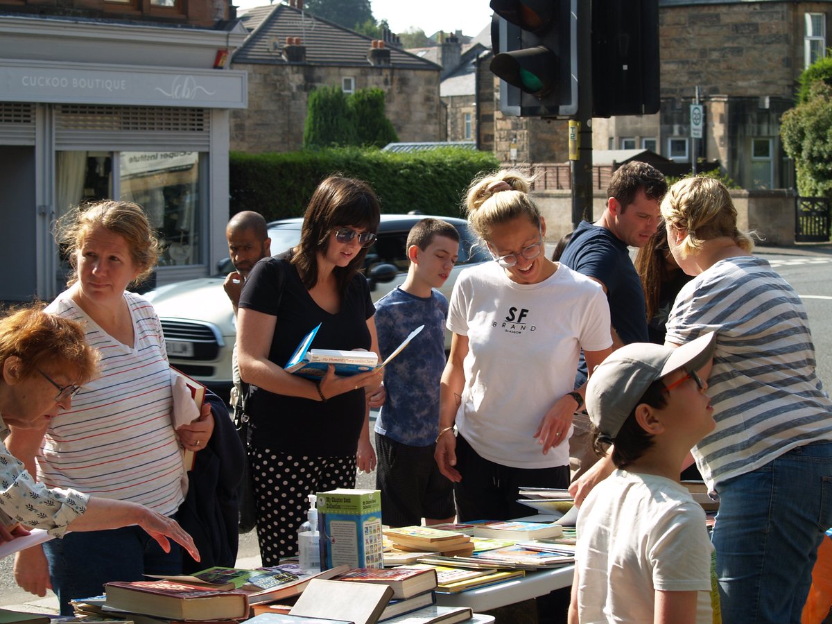 Malcolm4Linn's tweet image. Finally people in Cathcart can get free books at The Couper, but only thanks to @CouperSave and @SaveGlasgowLibs. About time we could get books again from our historic library!