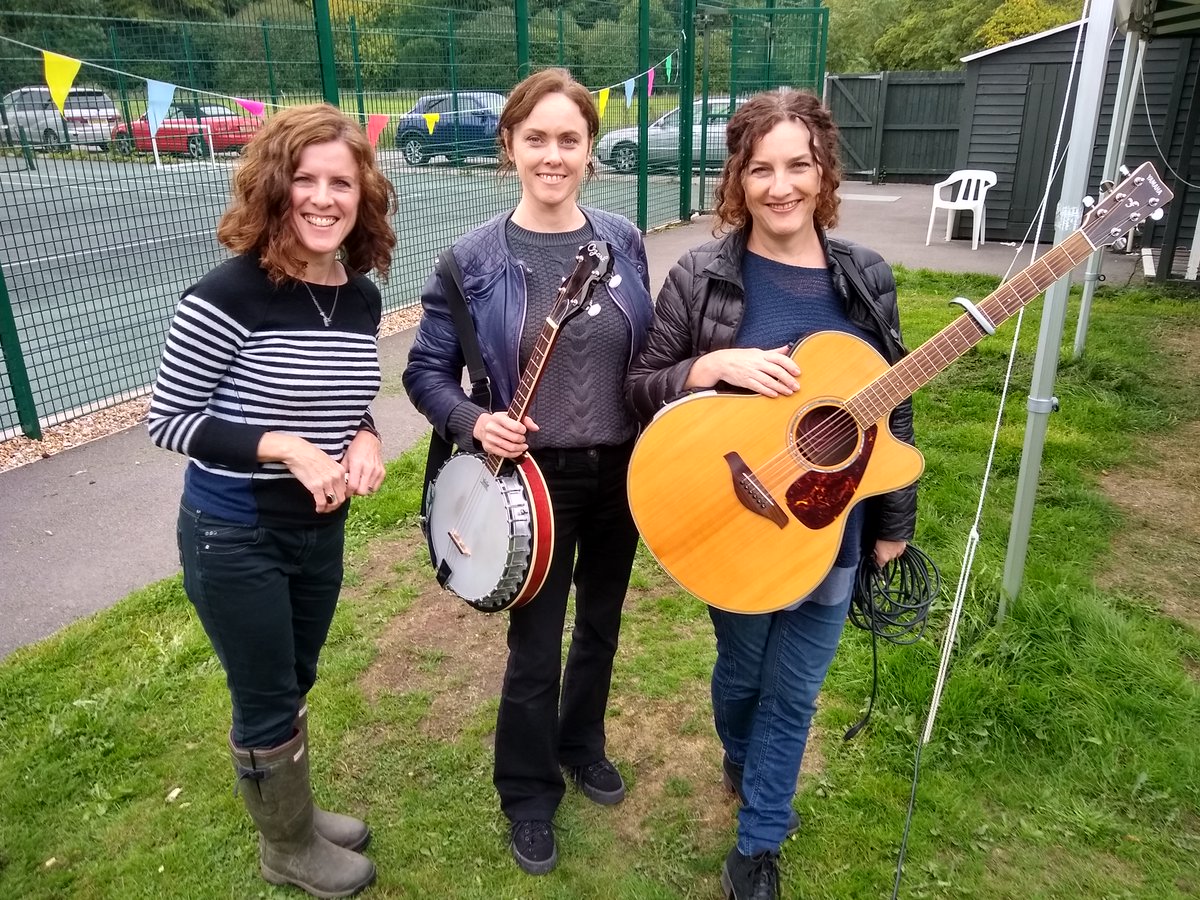 LiveMusicInHope's tweet photo. The Hayes Sisters Concert will be held at The Bamford Institute, Main Road, Bamford S33 0DY with The Celtic group Caim Trio in support
Sunday 12th September 2021 from 7:30pm
Tickets from Bamford Post Office or online from https://t.co/Qb8vbIdMKe https://t.co/gT3VBMfjhO