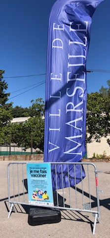 MicheleRubirola's tweet photo. La Ville de Marseille,le BMPM, l'AP-HM et l'association #SEPT mobilisés pour vacciner les habitants du 15ème et 13ème arrondissement .Seule la vaccination protège des formes graves de la #COVID19 
9h/17h sans rdv Espace Santé AP-HM cité des Aygalades et Centre Social Malpassé https://t.co/LfQR00bwu3