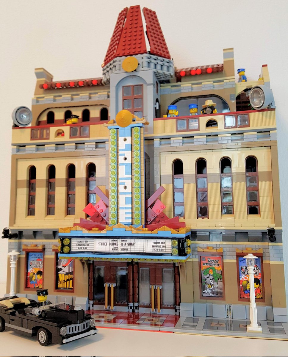 hayauma_lego's tweet image. 10232 パレスシネマ×3個の増築完成！

3階建ての複合施設で1階はロビー
2階は映画館、3階はバー
屋上は前回同様パリピスペース🤣

ブログに制作過程アップしています
その⑤まで更新しているので、宜しければ是非どうぞ
ameblo.jp/hayasounauma

#LEGO #レゴ #CREATORExpert #PalaceCinema