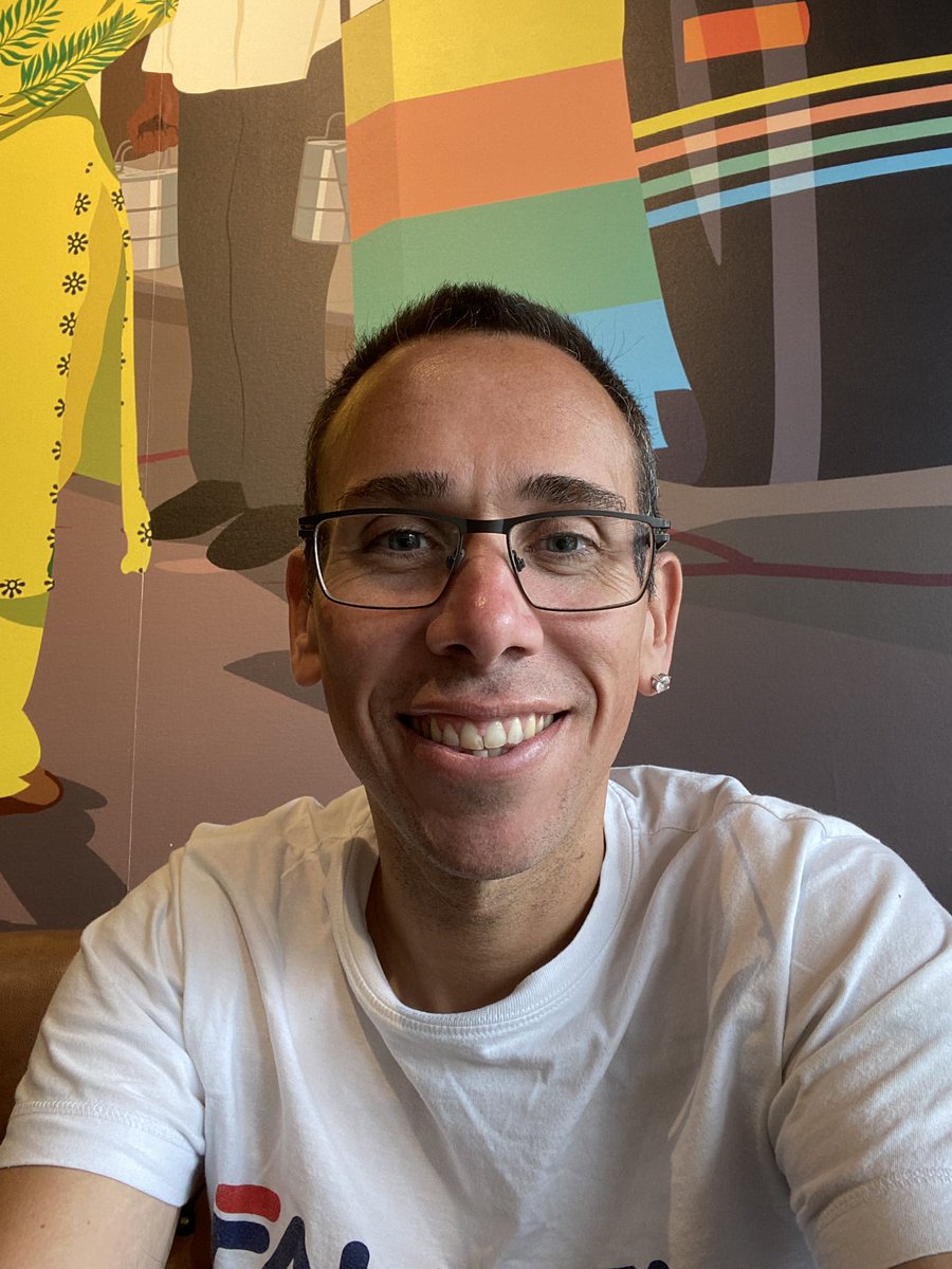 I tried Roti out yesterday in <a href="/StanleySq_Sale/">Stanley Square Sale</a> 

One of the best foodie experiences I’ve had recently 

Indian streetfood tapas style 

I will 100% be back 

#saletown