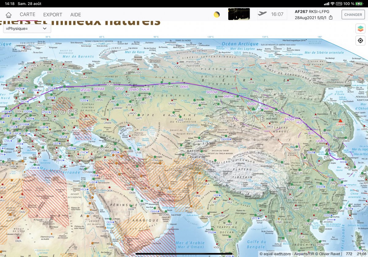 zepyaf's tweet photo. Retour CDG par une route sibérienne classique, les couleurs vertes des terrains d’appui montrent que nous sommes encore en été, le peu de coloration sur la coupe verticale de la première carte suggère un vol assez calme…🤞🏻Atterrissage (très) tôt demain matin ! #AF267 #PilotLife https://t.co/YuUjC9Wdng