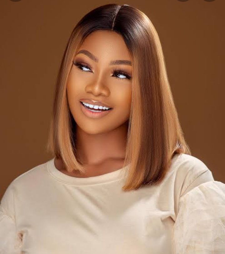 HisVille's tweet photo. 5. Tacha: Although she got disqualified before the game ended, she has leveraged on the publicity she got from the bbnaija platform to become an actress, an influencer, & coping endorsement deals.
@Symply_Tacha #tachatitans
#Tacha #tacharistics #bbnaija #bbnaijahistory #top10 https://t.co/PRaFkIrJjJ