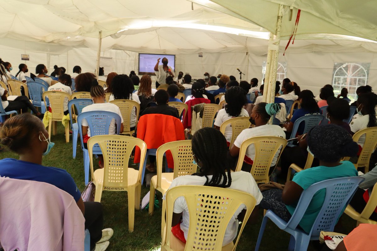 KenyaGirlGuides's tweet photo. KGGA offers girls and young women an opportunity and a platform to reach their full potential through capacity building.

Today KGGA is hosting over 120 young women members of WOSWA UON for a training on Innovation and entrepreneurship.
#KGGA@100
#UNICEF_Ke
#Yunitok Kenya https://t.co/VyJGS7nEJ0