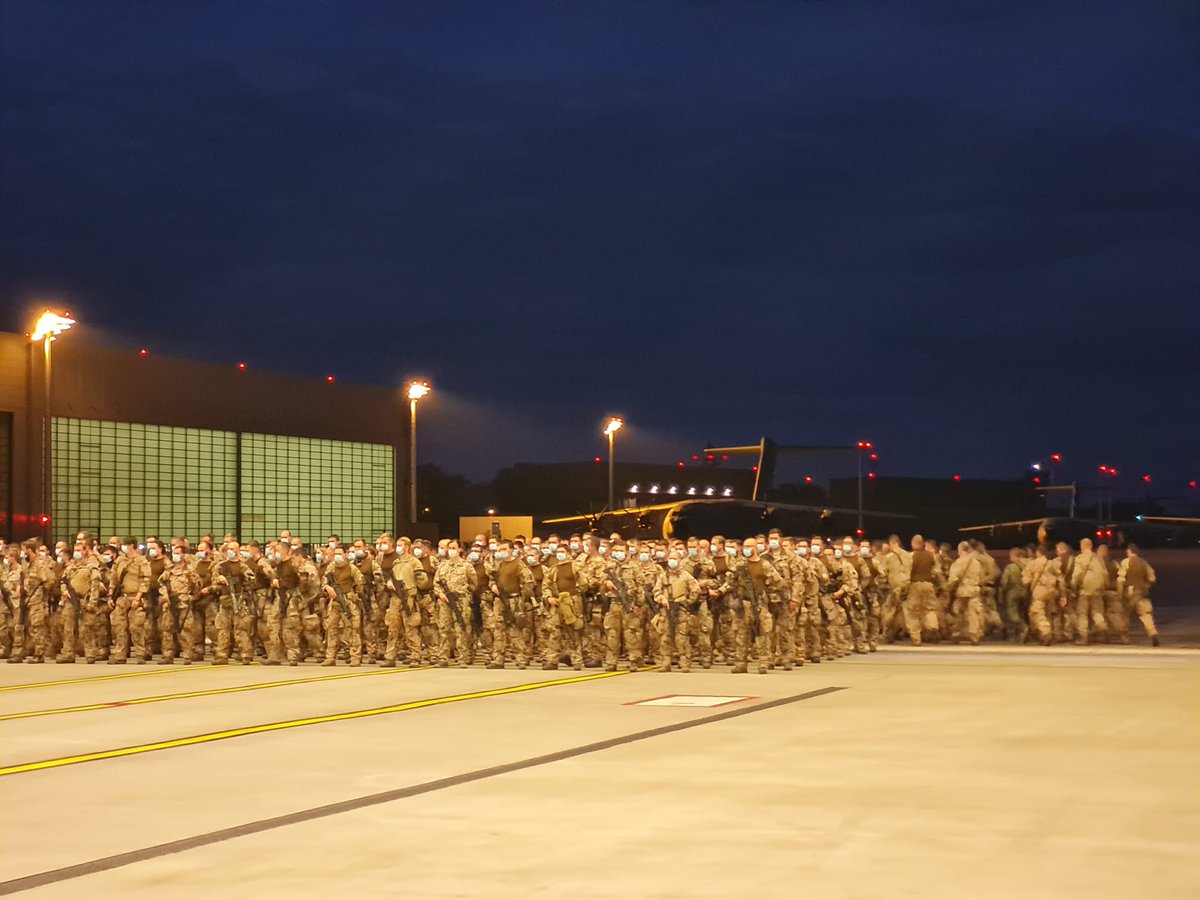 Auch die Einsatzkräfte des #Sanitätsdienst|es der #Bundeswehr sind nach der Evakuierungsmission gestern in Deutschland angekommen. Ein #A400M #AirMedEvac vom <a href="/Team_Luftwaffe/">Team Luftwaffe</a> verbleibt noch in #Taschkent.