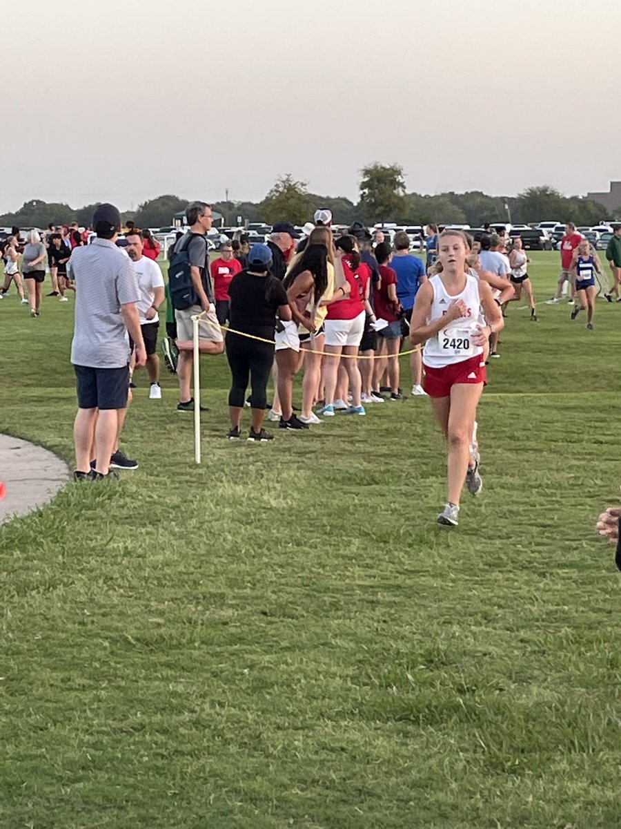 Way to go Varsity Elite Women at the Southlake Carroll Invite this morning! 7 girls toed the line bright and early this morning. Congrats to Amanda H. for her 4th place finish in a competitive race! <a href="/UrsulineSports/">Ursuline Athletics</a> #runningbears #uaxc #gobears