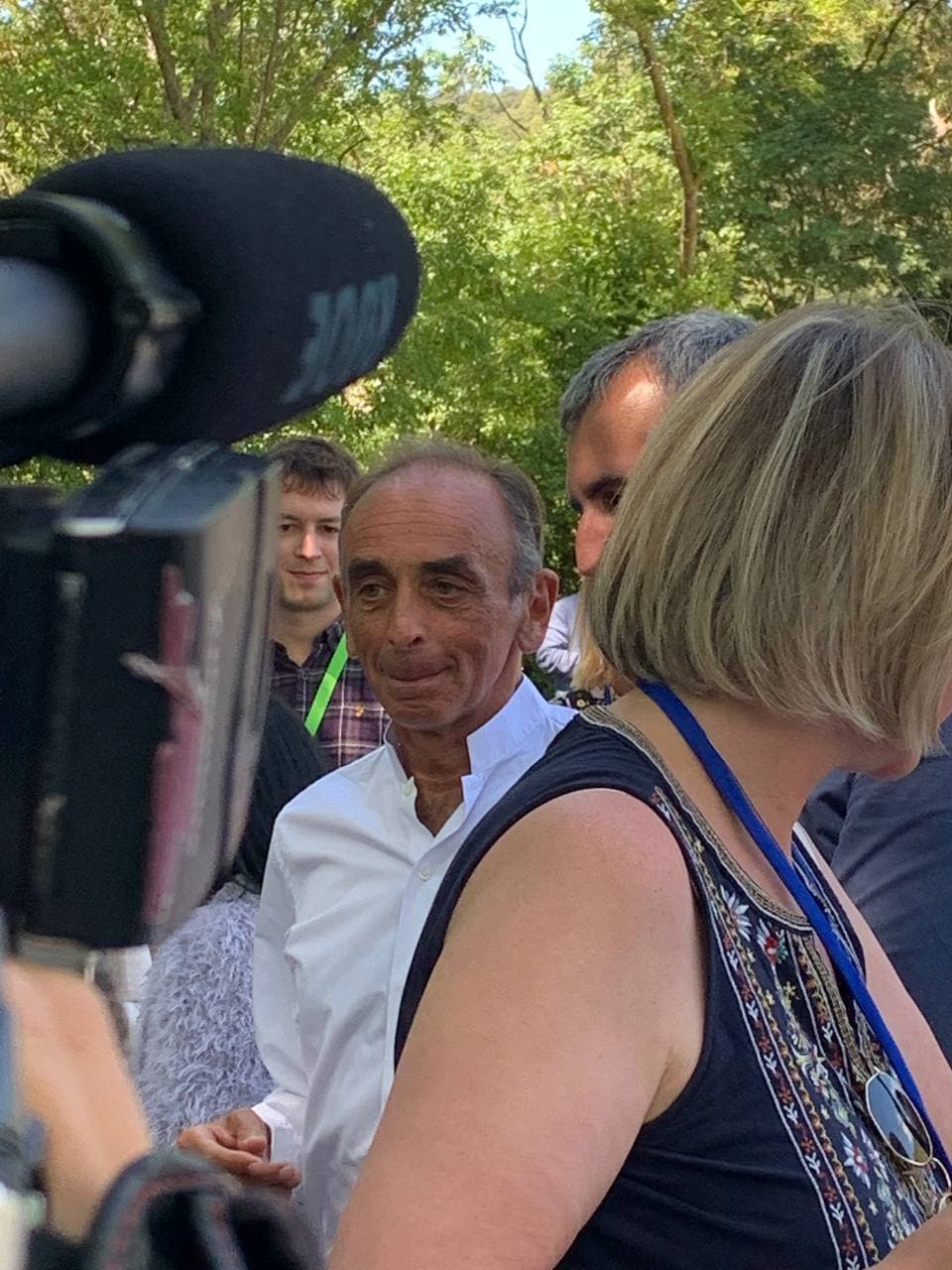 samuel lafont on twitter grand succes populaire pour eric zemmour a la rentree objectiffrance ladroiteaveczemmour rentreeof labaule2021 https t co symiznyfxd twitter