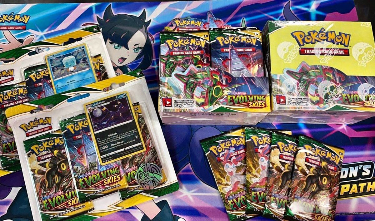 RogueGames1's tweet photo. #evolvingskies #Pokemon has arrived as promise! https://t.co/uxCkq3Ifn3