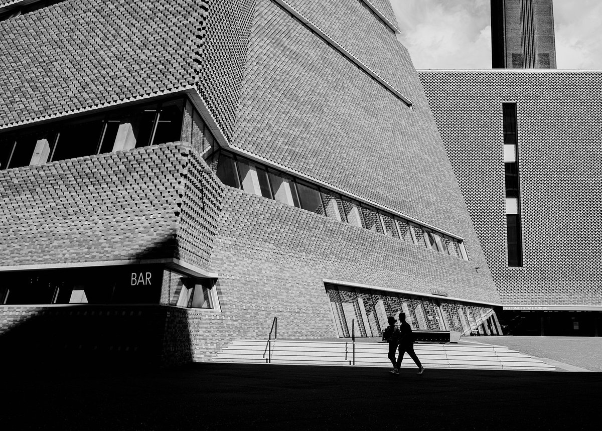 ShootingRich's tweet photo. Tate Modern

#streetphotography #London #Tatemodern https://t.co/ioTxm8KyyT