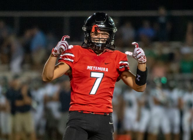 Adam Duvall (@adamduvall) on Twitter photo “We’re both versatile players. He can play quarterback. I can play quarterback."
Pair of <a href="/MTHSFootball/">Metamora Football</a> quarterbacks - Connor Willerton & <a href="/solomonschwarz7/">Solomon Schwarz</a> - settle into roles in 28-15 win over Notre Dame
Story: pjstar.com/story/sports/h…
#pjspreps “We’re both versatile players. He can play quarterback. I can play quarterback."
Pair of <a href="/MTHSFootball/">Metamora Football</a> quarterbacks - Connor Willerton & <a href="/solomonschwarz7/">Solomon Schwarz</a> - settle into roles in 28-15 win over Notre Dame
Story: pjstar.com/story/sports/h…
#pjspreps