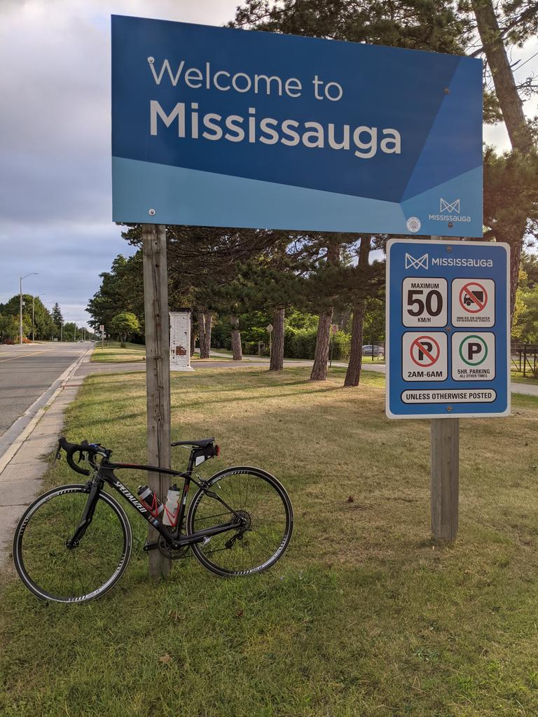 CarminaMurray's tweet image. Made it to Mississauga. Keep pushing. #theride2conquer @theride2conquer