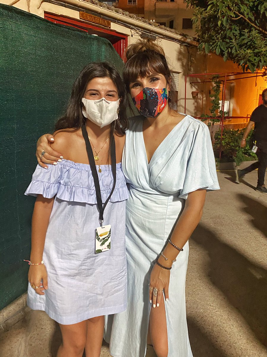 Gracias por tu apoyo y tus palabras❤️ 
A veces solo hace falta más gente como ella en el mundo, tan verdad y tan justa con la vida. <a href="/RozalenMusic/">Rozalén</a>