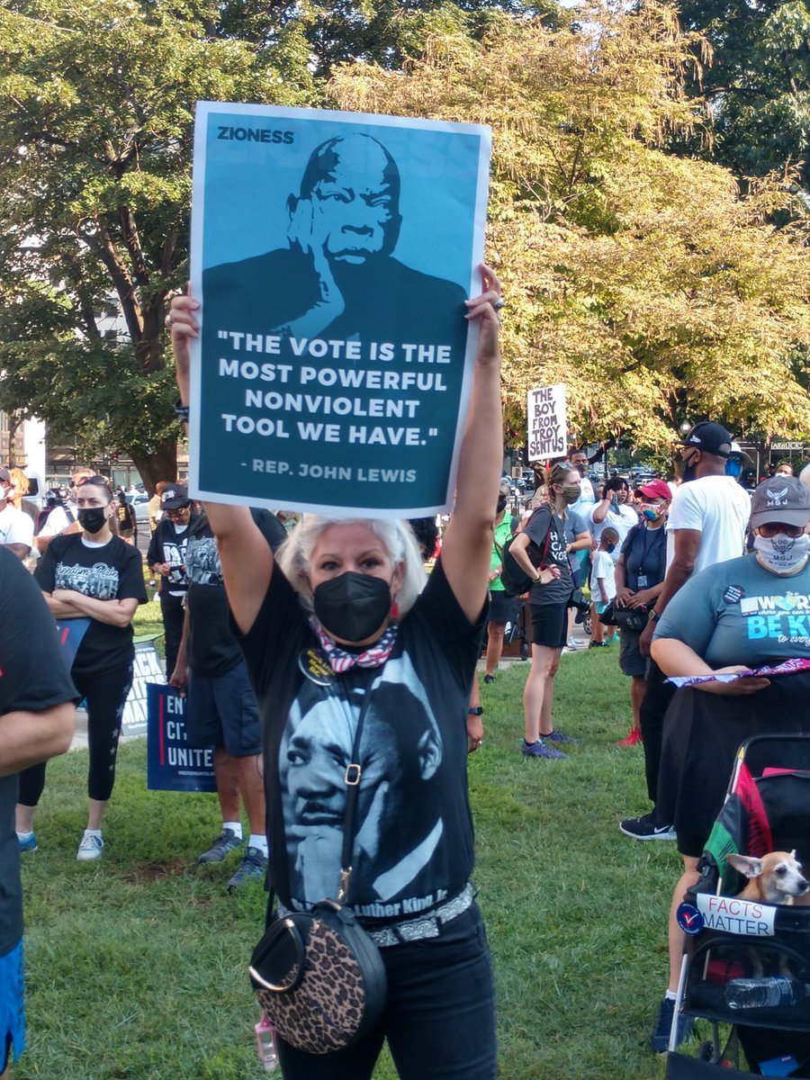 NeldaMartinez_'s tweet photo. Getting ready to march, fight for our constitutional right to vote in Washington D.C.
#JohnLewisVotingRightsAct
#Gettingingoodtrouble
#VotingRightsMarch https://t.co/svc2OoKq8O