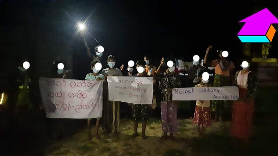 m_krl1's tweet photo. In #Mandalay , #PyiGyiTakon Night Strike against Militart Dictatorship on Aug28 night despite Junta’s tight security.
#AcceptNUG_RejectMilitary
#Aug28Coup
#WhatsHappeningInMyanmar https://t.co/xkKKEOrFsJ