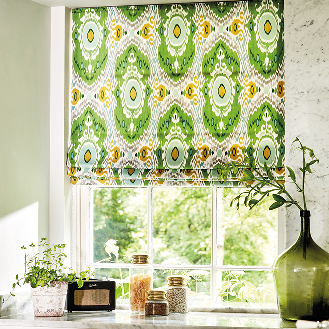 Niyali a perfectly bold fabric, is a complex pattern representative of the ikat silks woven in Uzbekistan. Great news! All of our 100% cotton base fabrics are BCI certified, meaning our cotton is supplied from sustainably. 

Fabric: bit.ly/sanderson-niya…