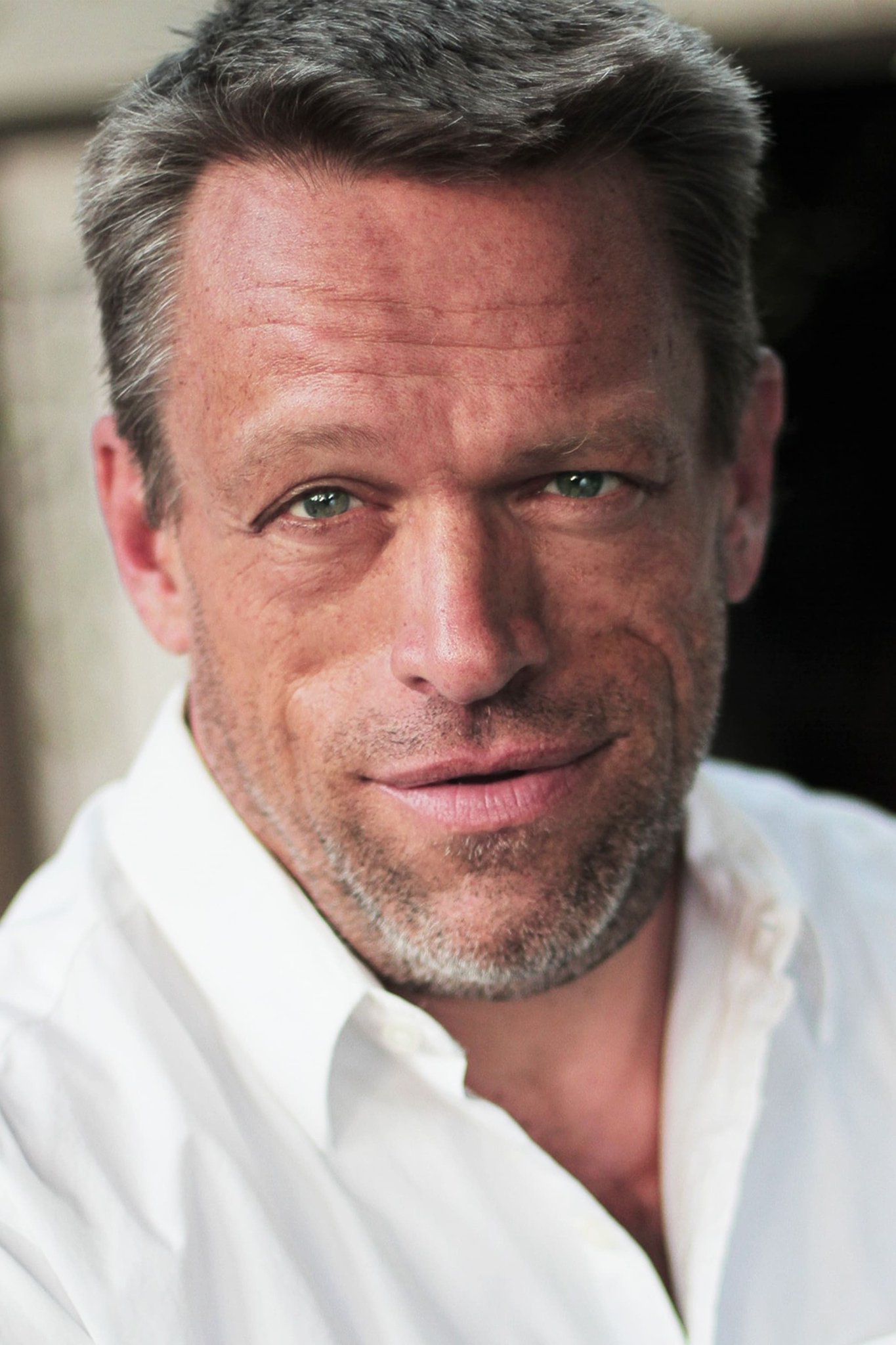 Happy Birthday dear Brian Thompson! 