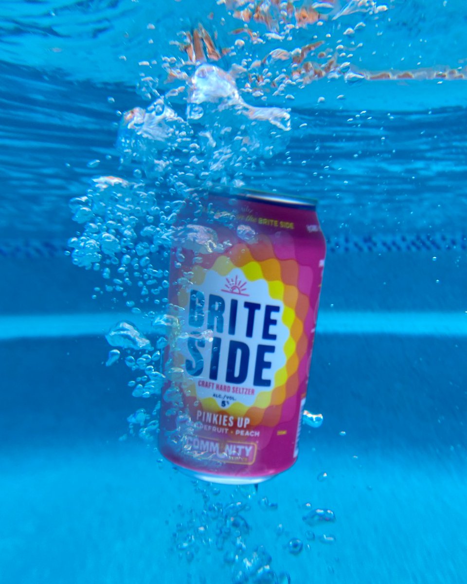 BriteSideSELTZR's tweet photo. Oh hey, this could be a neat photo idea... oh, wait... Nevermind. https://t.co/jE1edZ0K4z