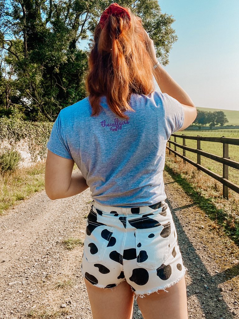 TheCalfGirl merch is here 🤩🤩 so so happy with it all, and so excited 🙌🏼 shop.spreadshirt.ie/thecalfgirl/