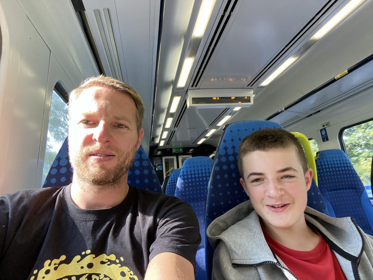 ironinlincoln's tweet photo. #trainw****s en route to @shedseven @ThePieceHall 🎶🎶✊✊ https://t.co/KgZJquuePf