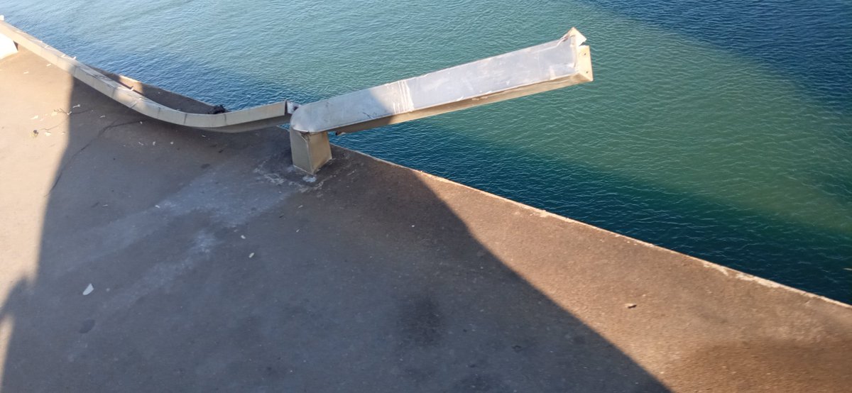Sir_Labz's tweet photo. Dear @KURAroads &amp; @KeNHAKenya It's been 8 days since the car crash at Nyali Bridge yet the bridge safety barrier has not been replaced. School going children use this bridge. Fix it NOW. @NziokaWaita @PSCharlesHinga @Ma3Route @KenyanTraffic https://t.co/fEiaOV5MVy