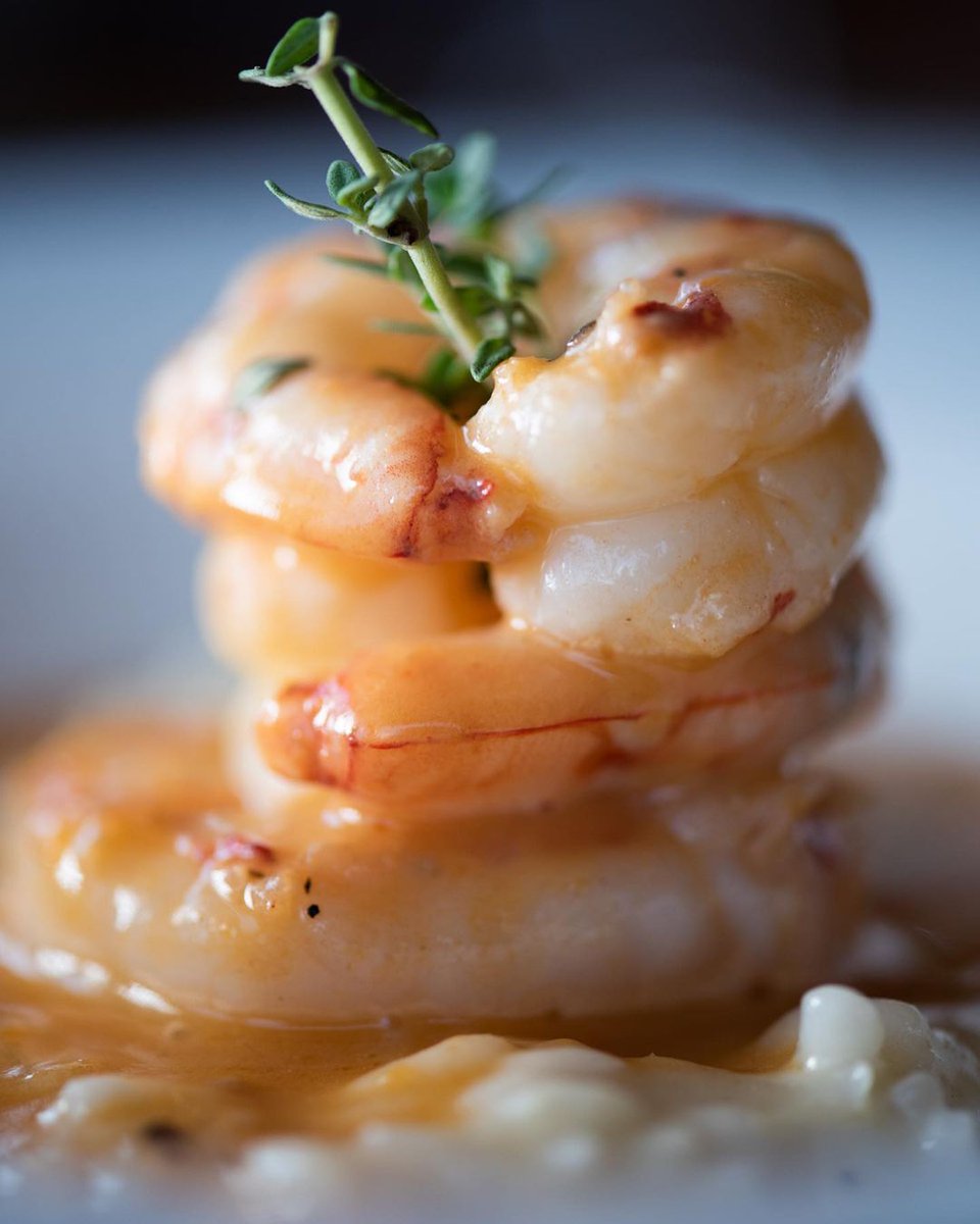 🇭🇷tasting our way thru Pelješac🍇on my <a href="/capcroatia/">Captivating Croatia</a> food and wine tour... <a href="/botasare/">BOTA ŠARE ZAGREB</a> @gastromare
♡
♡
♡
#croatia #travel #dubrovnik #nature #summer #sea #croatiafulloflife #bhphoto #nikon #nikonnofilter #foodie #wine #winetasting
♡
♡
photos by <a href="/OldMangoCompany/">Mango Media 🇻🇮🇻🇬</a>
 🏰 <a href="/capcroatia/">Captivating Croatia</a>