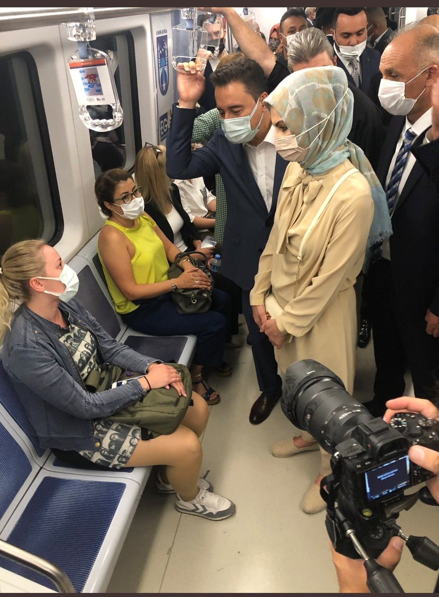 Metin4020's tweet photo. 👇Norveç desem beğenirdiniz ama burası Ankara metrosu. İçinde de kongreye giden Türkiye’nin “Sakin Gücü” @alibabacan @devapartisi https://t.co/j0m7FPRSFC