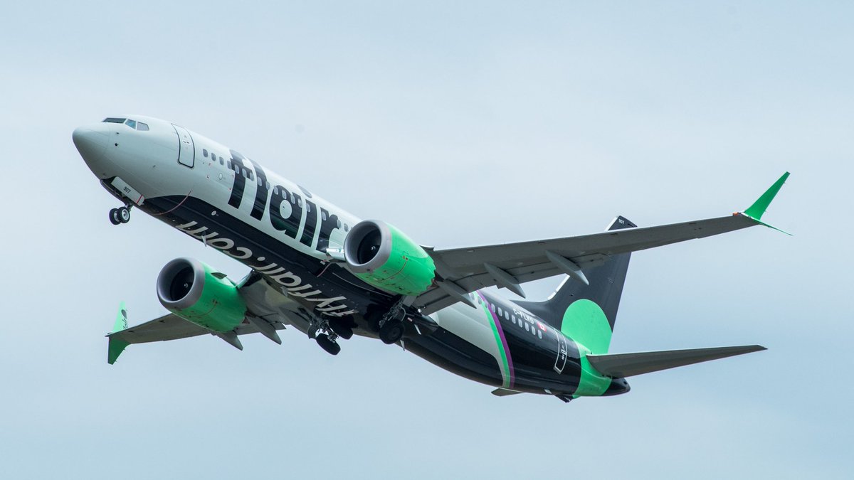 FrankReardon1's tweet photo. A Boeing 737-8 MAX #CFLKD by @FlairAirlines departing on AUG.28.2021 in @FlyYOW #Ottawa #YOWSpotters #B738MAX #B737 https://t.co/aveFtjmCMQ