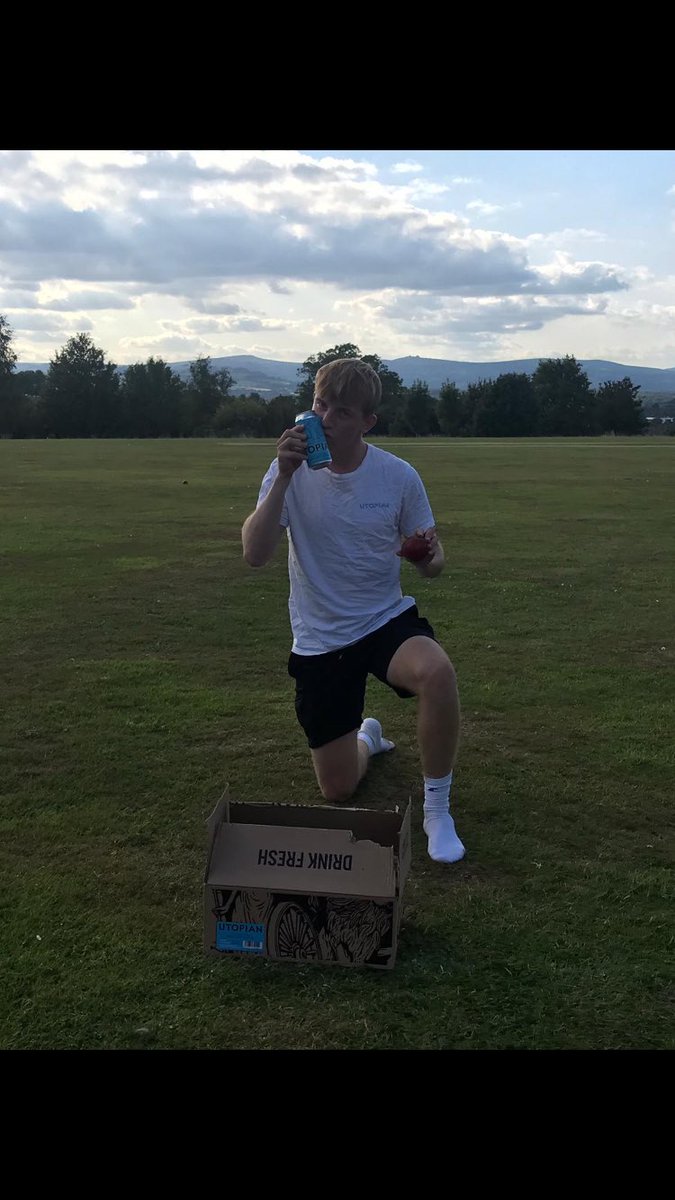 Harvsoldboy's tweet photo. We’ll done @harry_pitman great bowling @bovey_cc v @tavistock_cc 2nds. Harry bowled 6.5 overs 29 runs 5 wickets 💥💥💥💥💥and a 4fer to help secure a win. #youngguns! #Utopia MOTM. @DevonCricket https://t.co/TrnW58UB0U