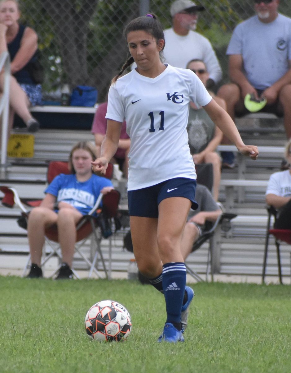 Congrats to former #LadyKnight <a href="/ellenantonacci/">Ellen Antonacci</a> on scoring her first collegiate goal for <a href="/KaskaskiaSoccer/">KC Women's Soccer</a> in their season opener today! #WeAreMD